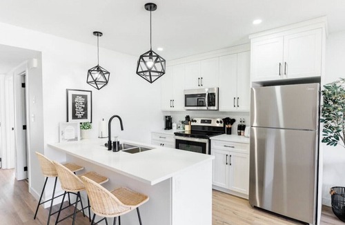 Winnipeg House | *Trendy Home | Free Parking | 7 min to Downtown*