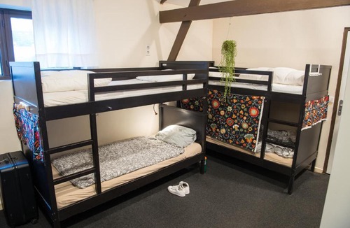 Petit-Ivry Hostel | Trendy Hostel