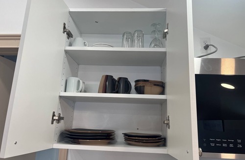 Fredericton Apartment | Trendy In-Town Studio | Fast WiFi & Work Desk