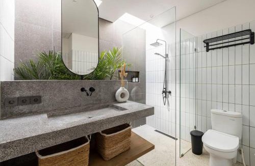 Banjar Semer Villa | Trendy Mediterranean Inspired Villa in Canggu