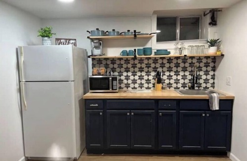 Puyallup Apartment | 🌟 Trendy & Private Basement Studio 🌟
