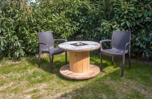 Pannes Apartment | Trendy studio London jacuzzi/outdoor pool