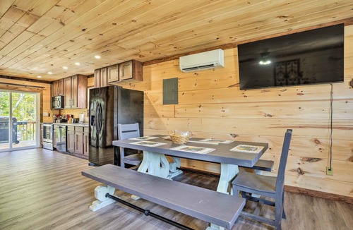 Trenton Cabin | Trenton Cabin: Panoramic Lake Views