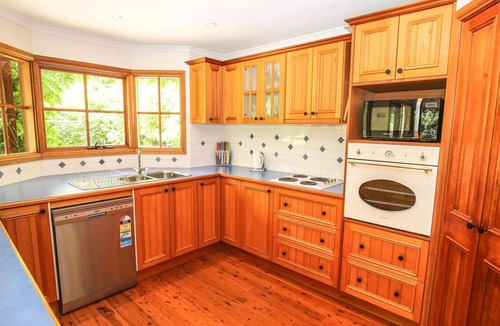 Wandiligong House | TREQUANDA : Wandiligong