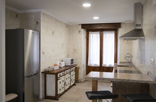 Anguiano Apartment | Tres Puentes Anguiano