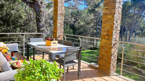 Castellnou de Bages House | TRES TEULADES 8+1