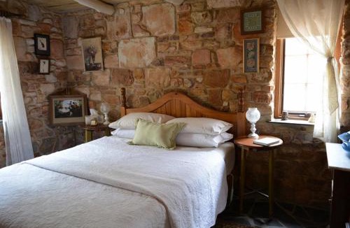 Sevenhill Bed & Breakfast | Trestrail Cottage Accommodation