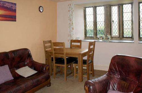 Saint Endellion House | Tresungers Cottage