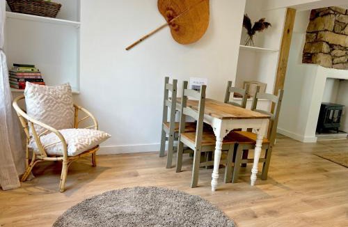 Minera House | Trevose