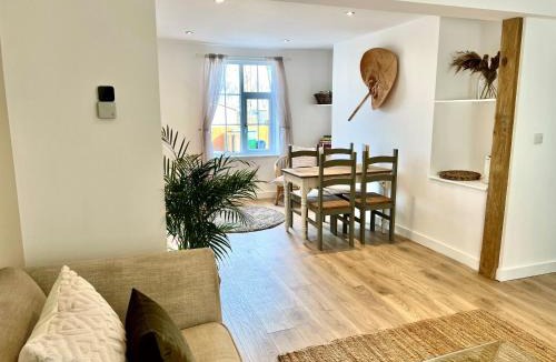 Minera House | Trevose