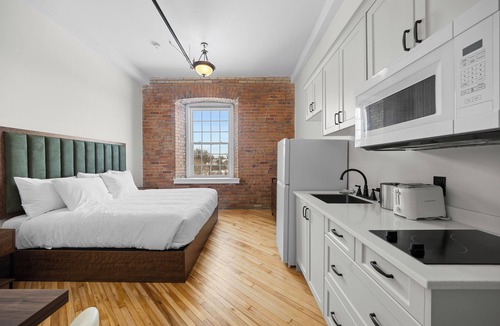 Carleton Place Hotel | Tri Century Mill Suites