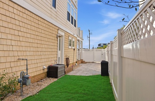 Northeast Virginia Beach Condo | Tri-level home, bright, spacious, private suite, yard, balconies & storage