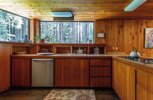 Northwood House | Tri-Level MCM Masterpiece, Redwoods, Golf & Spa