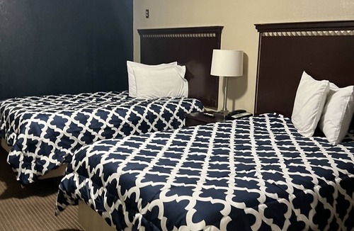 Ste Genevieve Hotel | Triangle Inn Motel