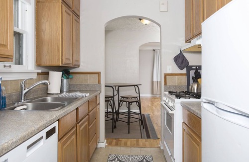 Central - Terry House | Triangular Casa in Billings