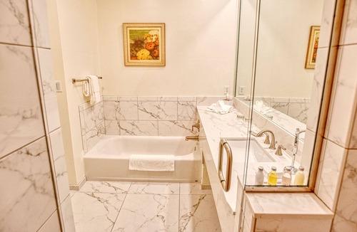 Bonita Bay Hotel | Trianon Bonita Bay