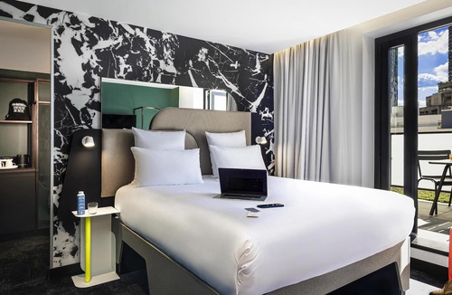 Gambetta Hotel | Tribe Paris La Defense Esplanade