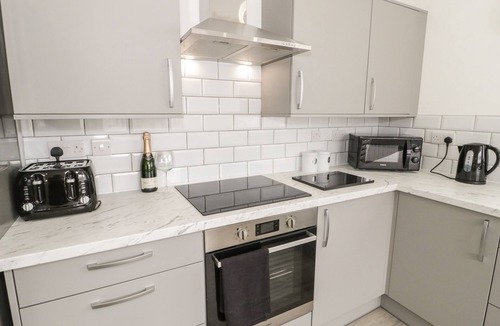 Llanfechell Cottage | TRIGFA, with a garden in Llanfechell