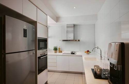 Kampung Datuk Keramat Hotel | Trillion Suites by SLG