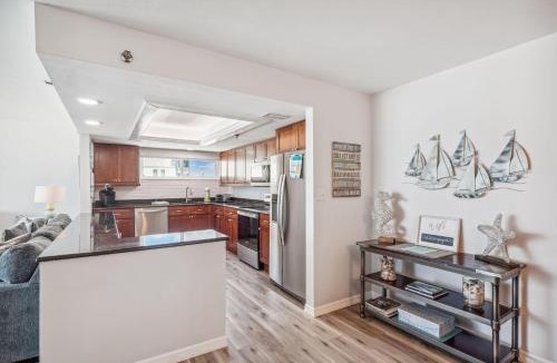 Madeira Beach House | Trillium 1C - Premier