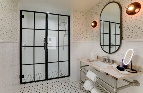 Montgomery Hotel | Trilogy Hotel Montgomery, Autograph Collection