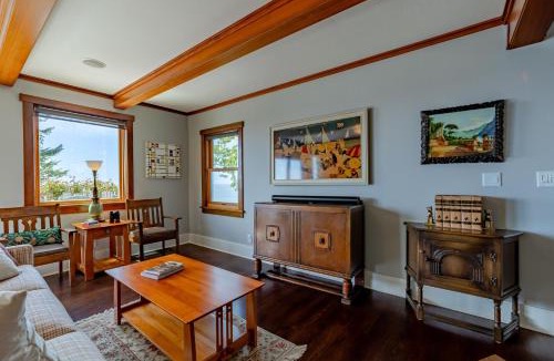 Trinidad House | Trinidad Pearl