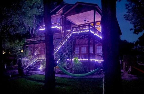 Trinity House | Trinity Chalet, Lakefront Downstairs Home w/, Covered Patio! Sleeps 3