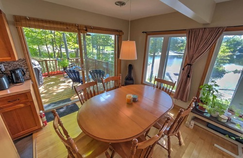 Jones Falls House | Trinity Cottage | Waterfront Escape on Whitefish Lake