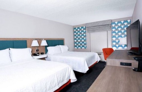 Wesley Chapel Hotel | Triple 2 Queen Bed Rooms | Families & Groups