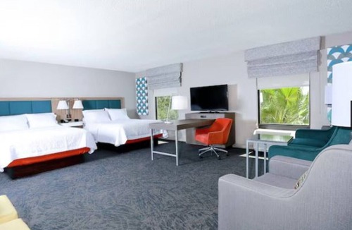 Wesley Chapel Hotel | Triple 2 Queen Studio w/Sofa Bed + Pool Access