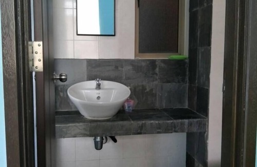 Damansara Perdana Apartment | Triple B's Staycation - Simple and Comfy