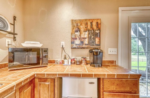 Fredericksburg Hotel | Triple Creek Cottage