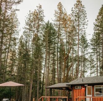 Grants Pass House | Triple Nickel Pines Cabins