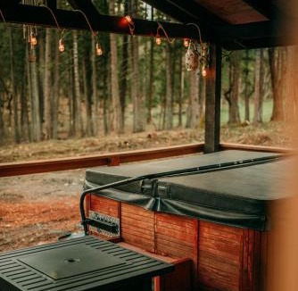 Grants Pass House | Triple Nickel Pines Cabins