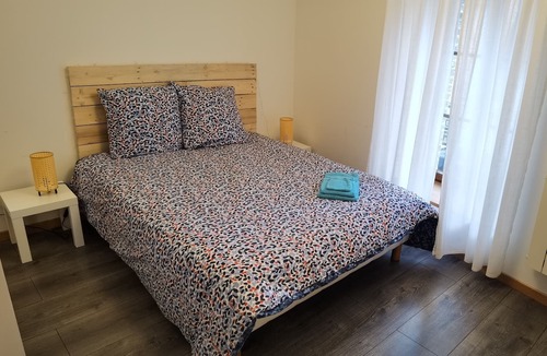 Thoury-Ferottes House | Triplex à La Boule D'or