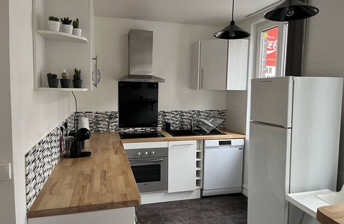 Deville-les-Rouen Apartment | Triplex Carnot - Independent access - Netflix