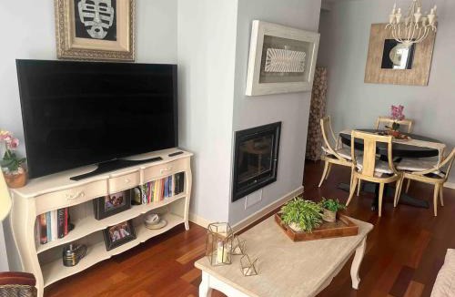 Latas Apartment | Triplex Deluxe con terrazas al Pirineo y Golf
