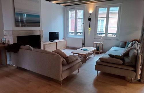 Quartier Vieux Marche-Cathedrale Apartment | Triplex Hypercentre Avec Parking