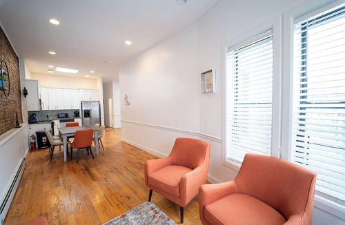 Brownsville House | TRIPLEX ON THE PARKWAY