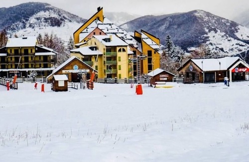 Ax-les-Thermes Apartment | TRIPLEX SLEEPS 8 - BONASCRE AX LES THERMES