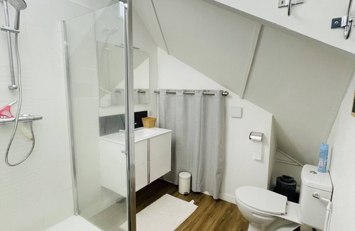 Ax-les-Thermes Apartment | TRIPLEX SLEEPS 8 - BONASCRE AX LES THERMES