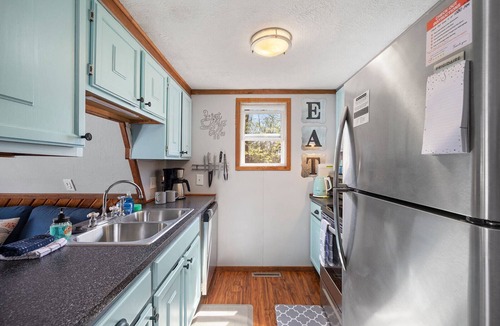 Lampe Cabin | TRL Cabin-Family friendly! Sleeps 6 (4 min. Blk.Oak Am,10 min.Baxter Boat launch