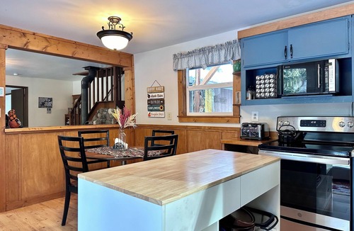 Leavenworth Cabin | Trobele-Close to Fish Lake-Deck-Kayaks-Firepit-BBQ