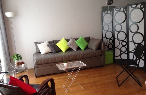 Passy Apartment | Trocadero near Tour-Eiffel in attractive, secure residence.