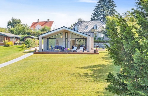 Hornbaek House | "Troels" - 945m from the sea by Interhome