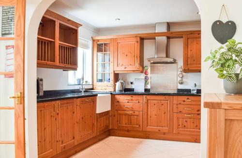 Ferryside House | Trondra House