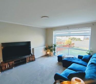 Troon House | Troon Beach & Golf House