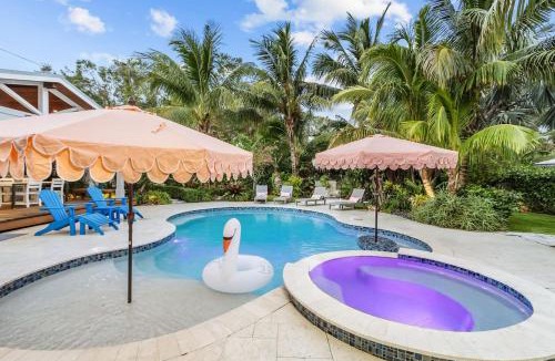 Ellenton House | Trophy Fish at the Oasis