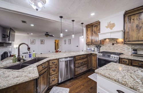 Trophy Club House | Trophy Haven Retreat - 4 BR - 3 BA -Pool