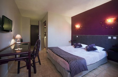 Rivesaltes Hotel | Tropic Hotel